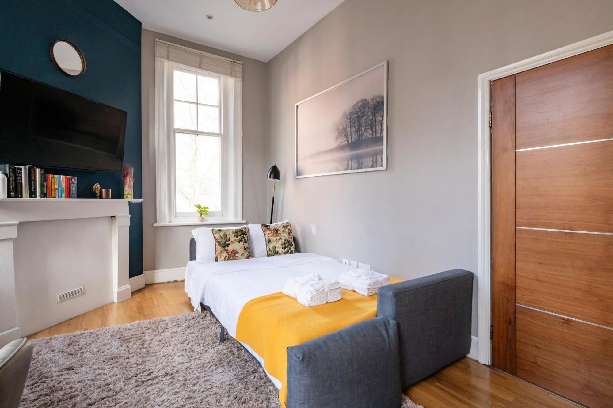 Sunny Corner Apartment In Center Of London Eksteriør billede