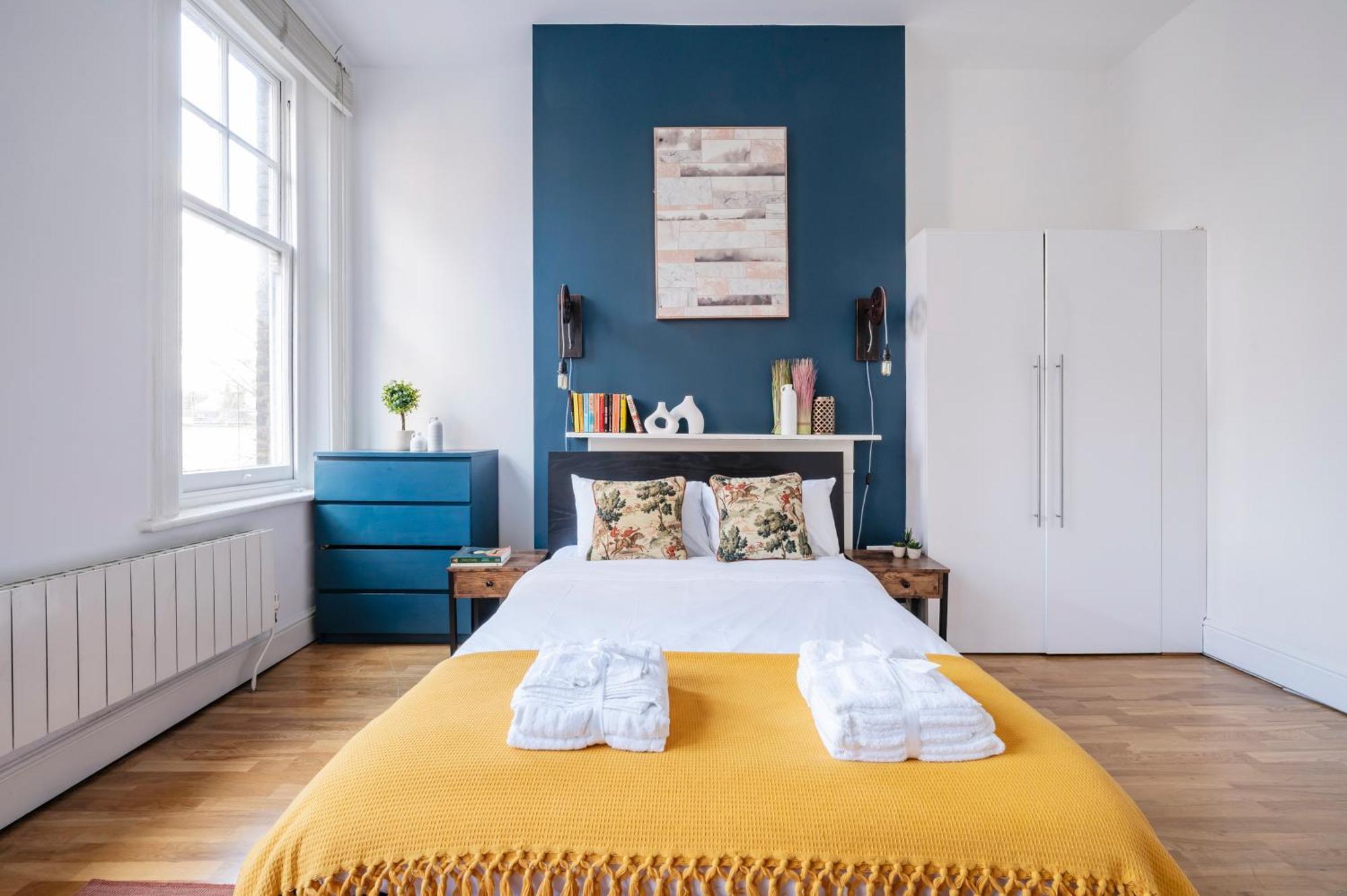 Sunny Corner Apartment In Center Of London Eksteriør billede